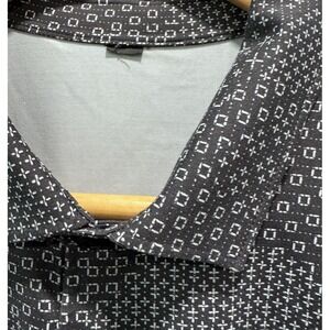 Lululemon Stretch Athletic Polo Shirt Wild Geometric Print Gray Mens Small